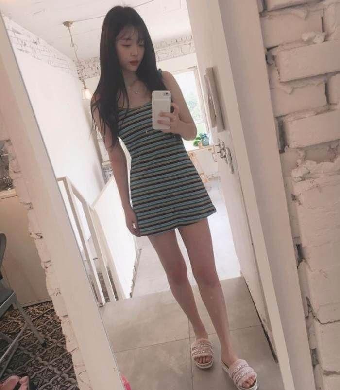 崔雪莉和柳岩走的都是性感风，但是崔雪莉却给人很舒服的感觉!