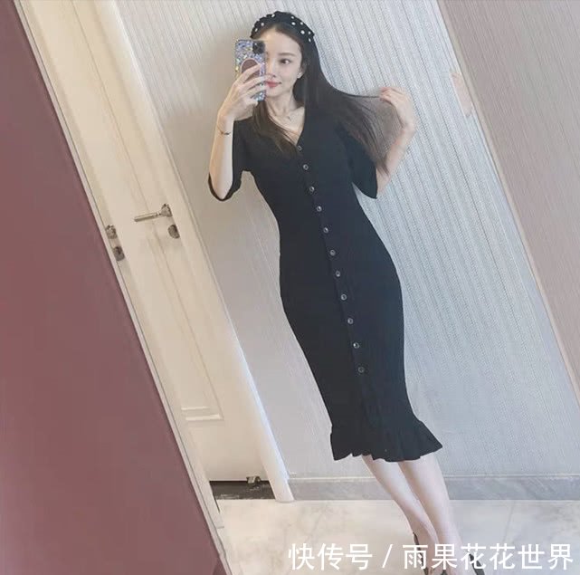  『墙根』李小璐晒美照秀完美身材，墙根却P变形，腿形与未修图对比差距大