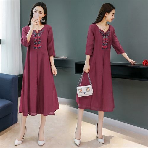 别再傻傻的穿套裙了!现在女人都爱仙女裙，一件搞定确实洋气