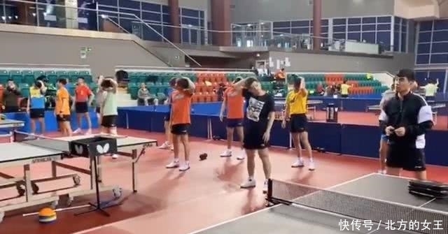 国乒■中国国乒最大对手出现!两个月集训令球迷心疼,只为想战胜她?