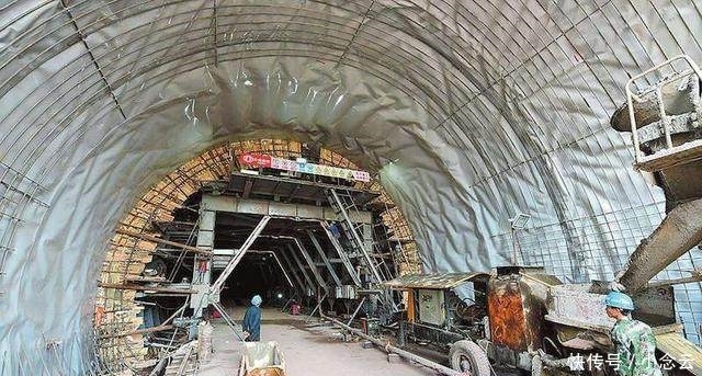 为什么高速公路隧道施工的时候不允许女人进去？