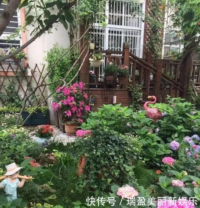 「平方」有了30平方的小院,能将日子过成了诗?简单而精致,优雅而从容!