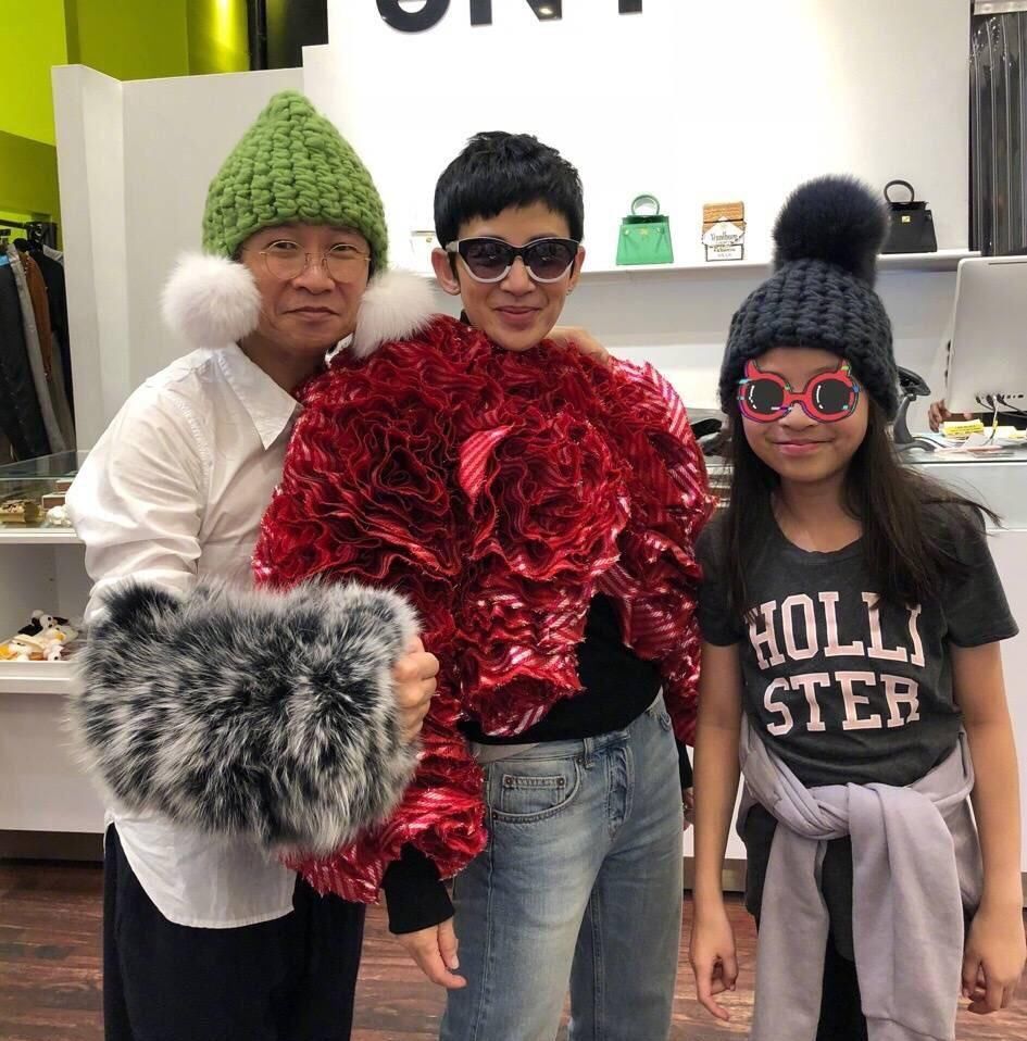 吴君如53岁、邵美琪也53岁,网友:不是同龄