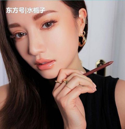  立刻@内双女孩的5个眼妆小秘诀，学会眼睛立刻放大2倍！