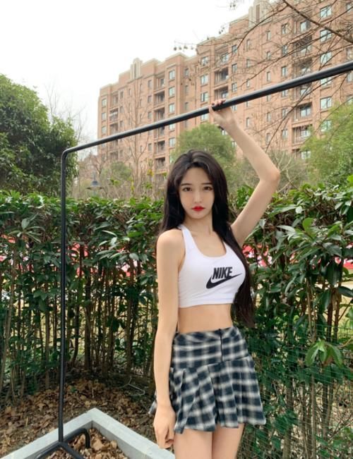 「那刻」艾比不穿女装“大变样”看到他穿回男装那刻全网女生沸腾了