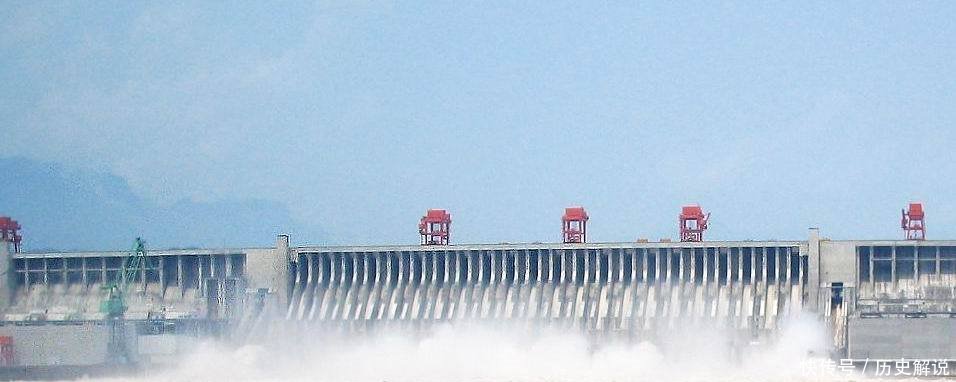 美国“第一大坝”与中国“第一大坝”对比，没有对比就没有伤害！