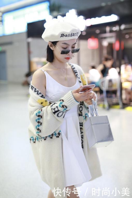 宋茜现身机场,1万多开衫时髦吸睛,2万5行李箱毫无隐私可言