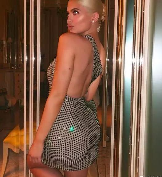 女友有9亿美元身家, 送什么礼物才不会被嫌弃?