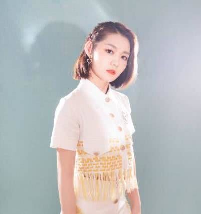  #成绩#今年要高考的明星真多，两位妹妹令人期待，当红女团成员也要参加