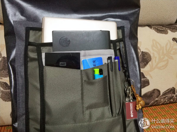 知行合一，英伦时尚--KNOMO CROMWELL克伦威尔卷盖双肩包使用评测