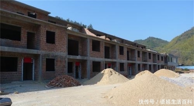  迁出：农村户口升值，六大福利凸显，那么，我们还要将户口迁出