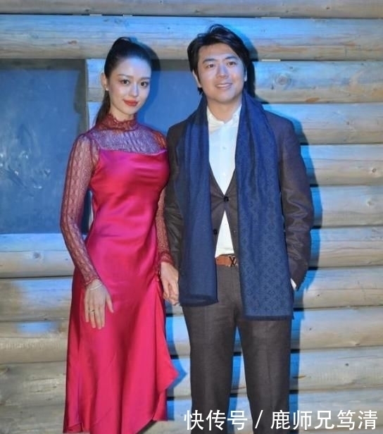  『身材曲线』郎朗娇妻吉娜真不一般！罕见裙子上衣叠着穿，但还是好显瘦