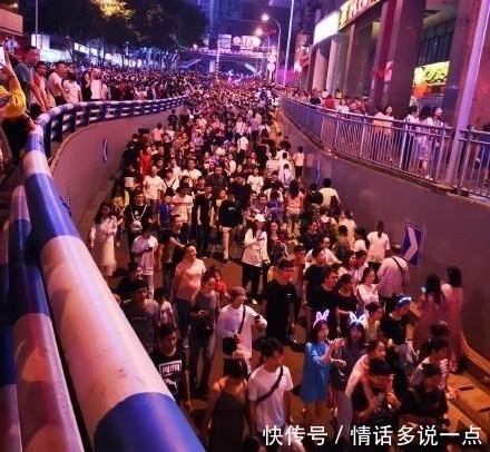 重庆最暖心的旅游胜地,日接待14万人次游客,当地封路让游客打卡