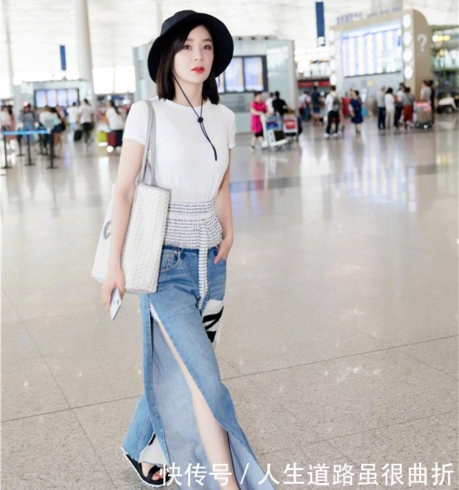 看了袁姗姗这条开叉裤，整个人都不好了，敢这样穿的娱乐圈没几个