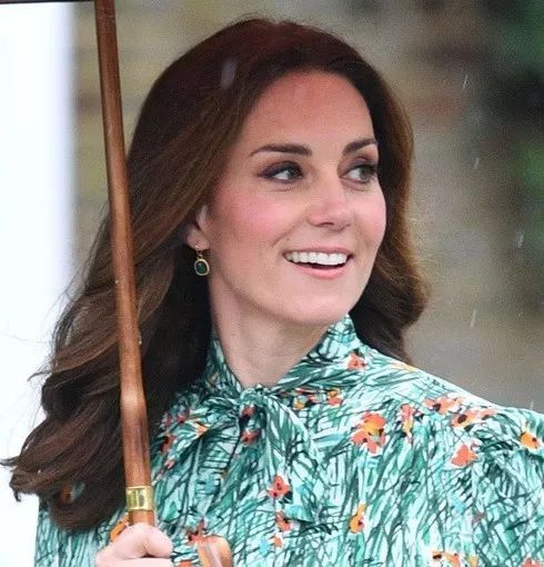 ”Super-in司音”带领明星挚爱”Monica Vinader”来啦!