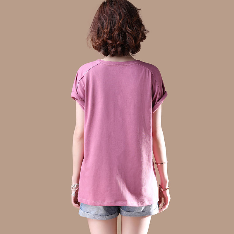 丰满女人应该这样子穿，看看下图女人穿法，火辣又撩人