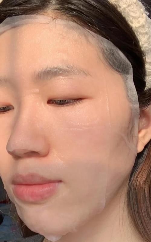 女生@敷面膜要避开这3点,特别是第2点很伤皮肤,偏偏很多女生都这么做