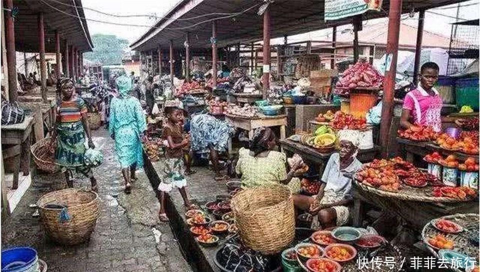 驴友去非洲菜市场过了一圈,才知他们不是穷,缺的是一个中国厨师
