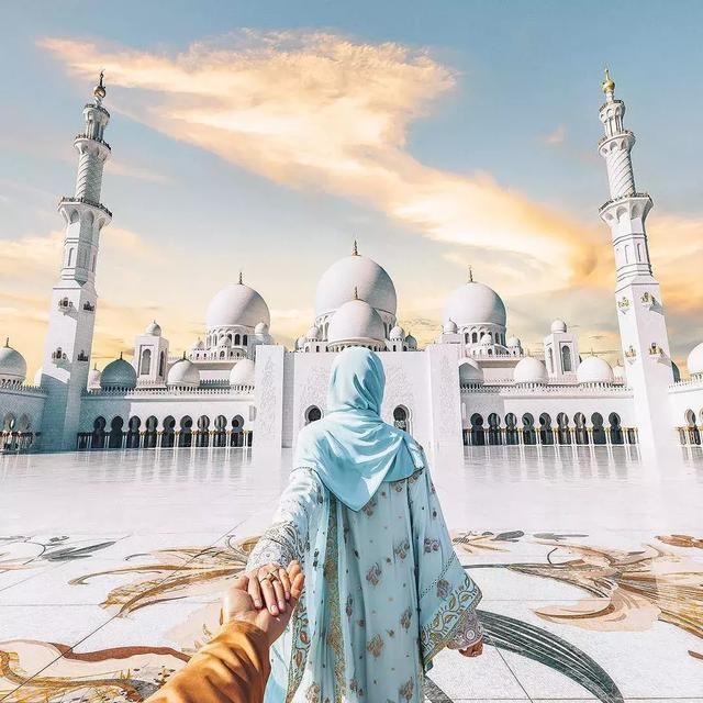 世界上最奢华的清真寺，用了46吨黄金，总造价超过380亿！