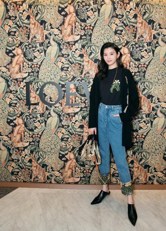 奚梦瑶免试维秘让人意外?可看了她的这些时尚LOOK只有大写的服!