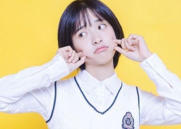 经纪人比艺人还要漂亮是什么体验? 沈月的经纪