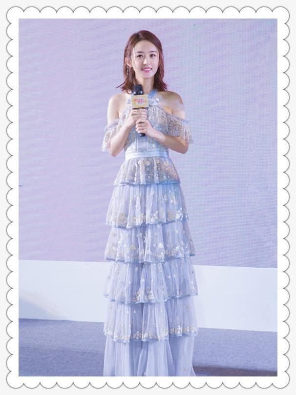 赵丽颖穿束腰裤大破怀孕传闻，可一个半蹲姿势却暴露了更多秘密