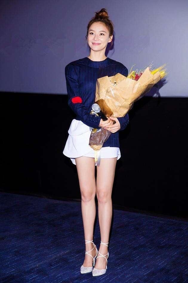 9位女星奇葩高跟鞋,第几个看着脚最疼?最后一位也未免太另类!