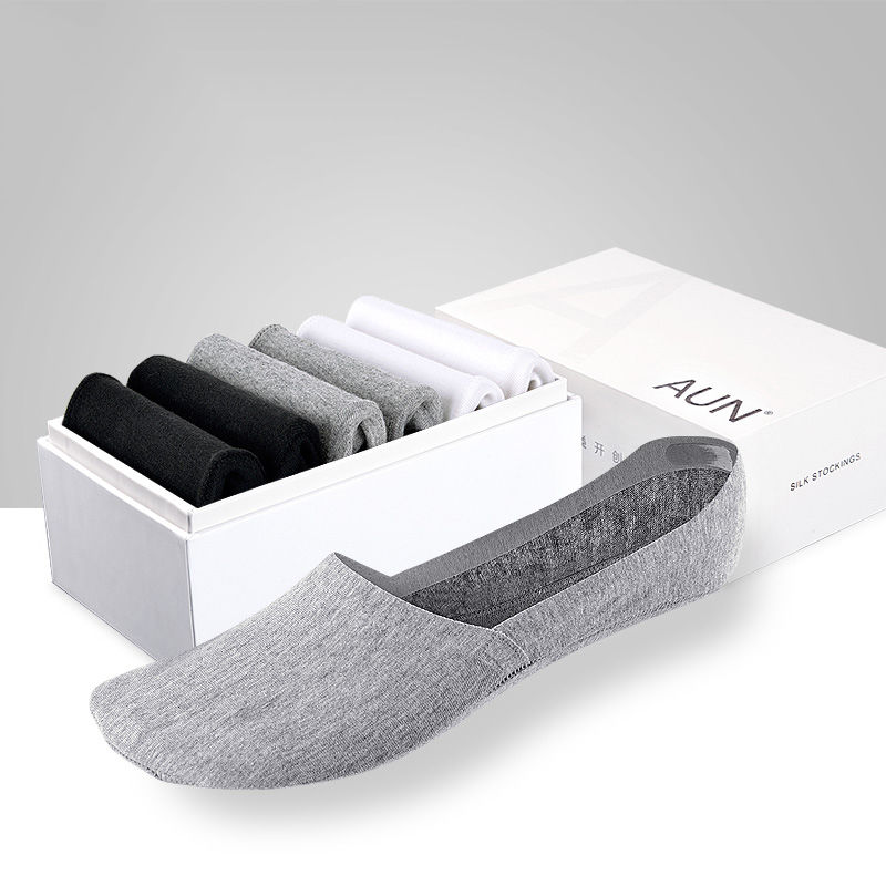 女人尽量不要裙子配丝袜，看看下图女人这样穿 性感 妙曼显身材