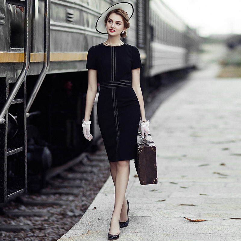 一步裙早就过时了，今秋流行这样穿，让你称霸办公室