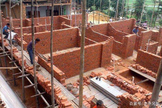  土地确权■土地确权后，农民盖房政策趋严，这3点要注意，避免吃