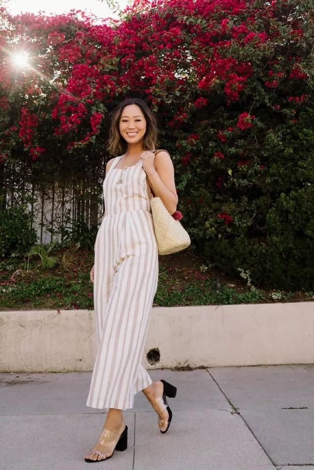 巧穿搭|吴宣仪这双凉鞋还可以，显腿长