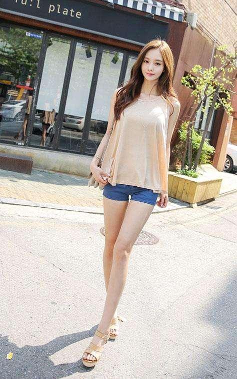 紧身裤更显独特魅力, 让爱美的你修身而又不受束缚！