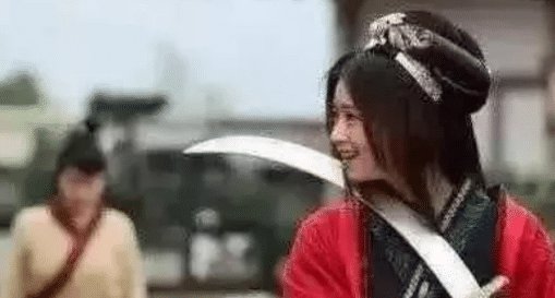 「看起来」明星们拍戏看起来简单，明星拍戏片场休息时是怎样的？