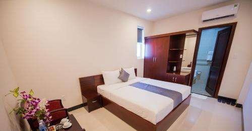 100元人民币可以换33万多越南盾，在越南能买啥越南姑娘告诉你