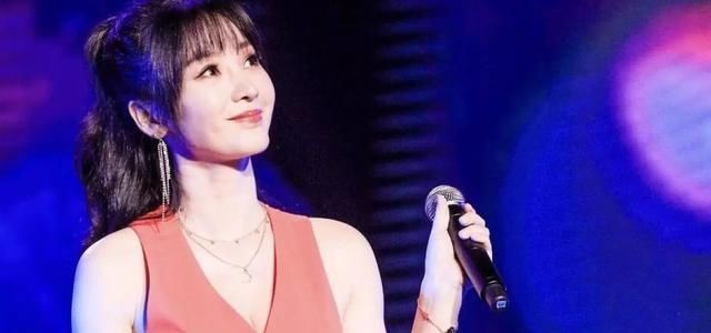  『柳岩』柳岩妈妈曝选女婿条件遭女儿吐槽要求太多，柳岩称沟通的好就行