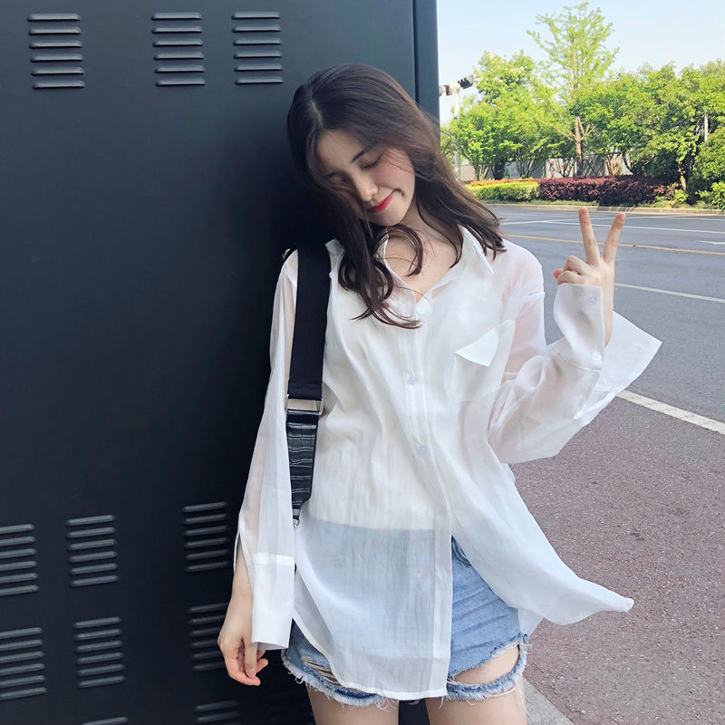 现在的姑娘们真敢穿!如此个性的“透视衫”直接外穿了!贼诱人