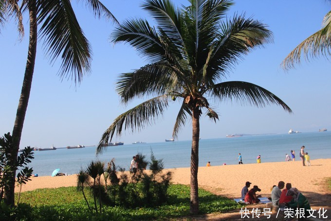 因大海到三亚，爱上大海