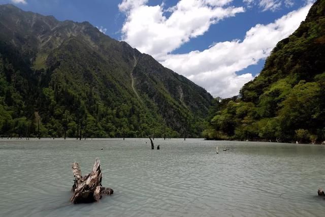 它只是雅安的一个县，却几乎包揽了川西美景!离德阳仅4小时!