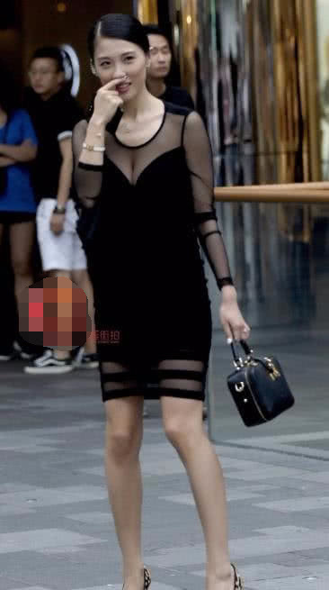 高颜值女神清爽黑丝诱惑撩尽，邻家姐姐的气质，网友：占她城入她