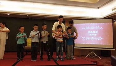 传承沪语文化 国家一级演员与青少年互动学沪