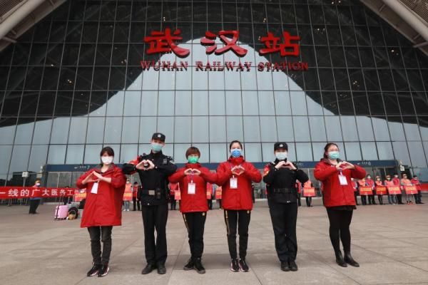  『感谢』湖南、江西援鄂医疗队返程不忘感谢湖北