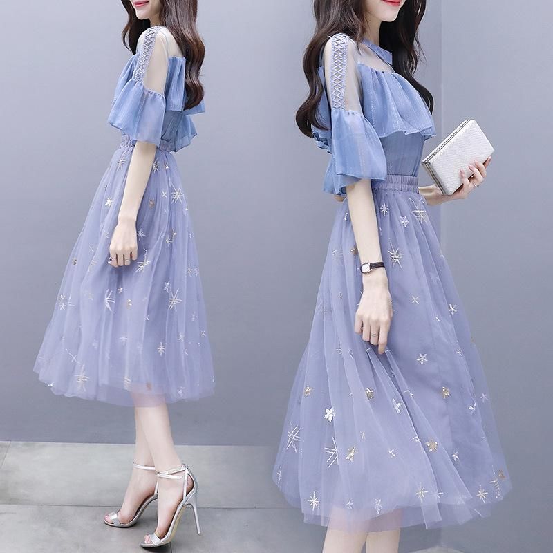 旅游不要带裤装，太不上相!这种“简约风”裙子，让你美得刚刚好