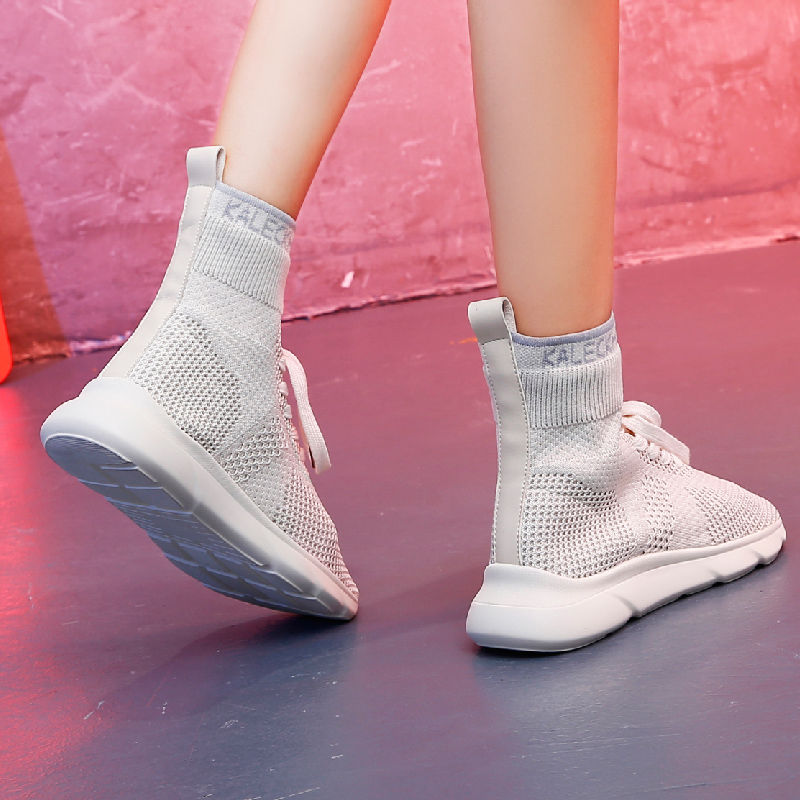 弹力高帮袜子鞋彻底火了!显高减龄增活力，谁穿谁洋气