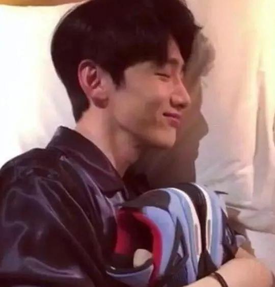 吴亦凡娜扎疑似恋爱实锤？网爆“幕后推手”却另有隐情！