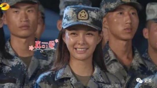 热巴素颜or化妆都是NO.1，却被这位普通妹子的邪术秒杀?