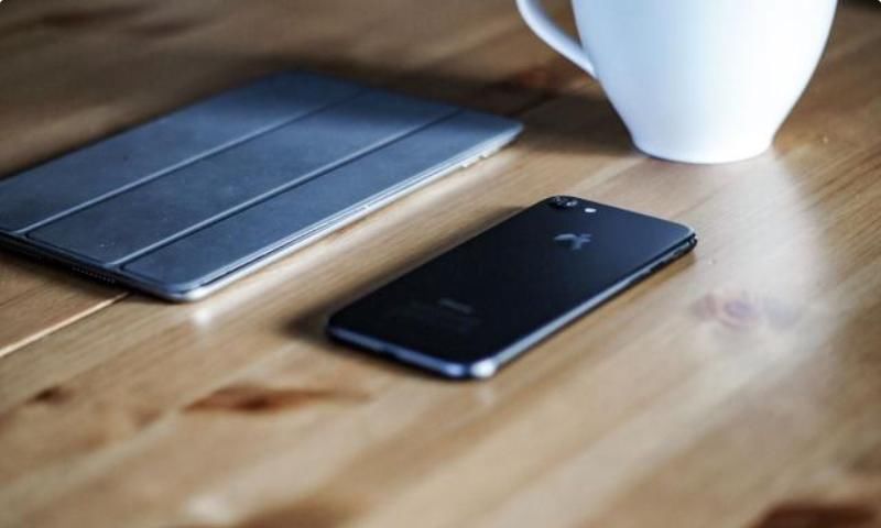  「手机」iPhone6：坚持住，再等6个月！