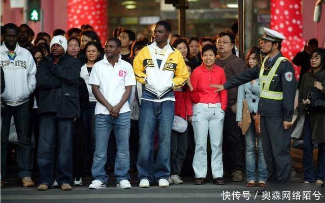 远赴广州的非洲黑人都是靠什么生存倒卖早已司空见惯