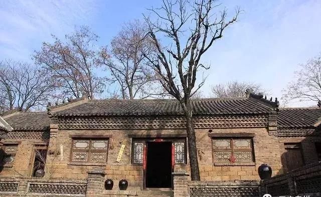 农村房前屋后种树禁忌多，农民：多种这8种树木，知道为什么？