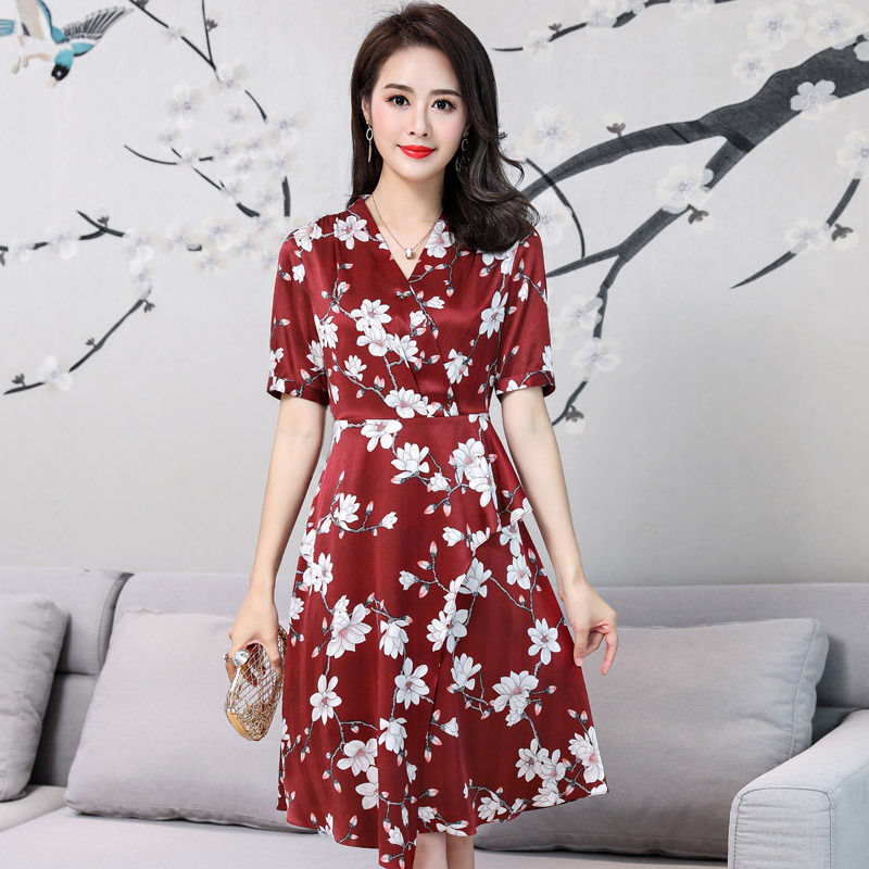 趁年轻做个时髦小妖精!老婆穿上特别洋气!去上班惊艳众人，美翻