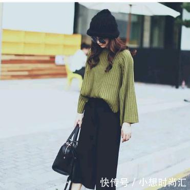 秋季穿搭：粗跟短靴，搭配各种短裙，又时髦又好看！